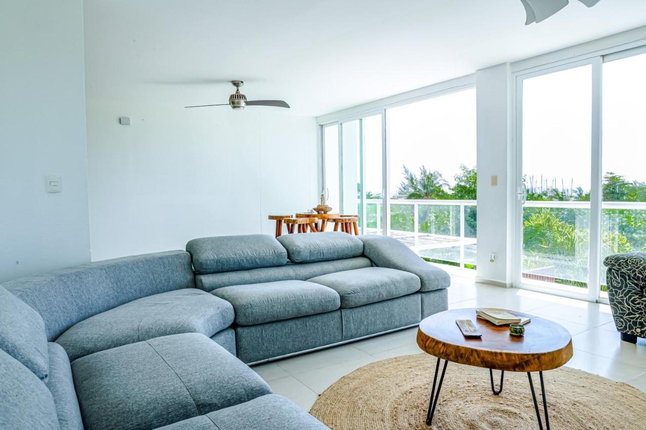 Beachfront Luxury Apartments 칸쿤 외부 사진