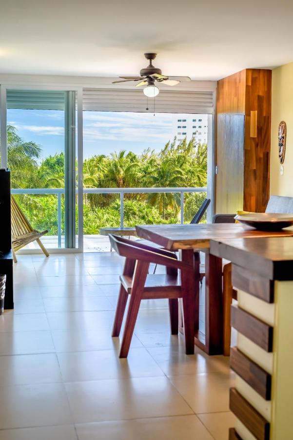 Beachfront Luxury Apartments 칸쿤 외부 사진
